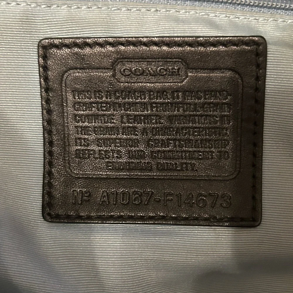 Coach Vintage Black Leather Hand Bag - Picture 16 of 16